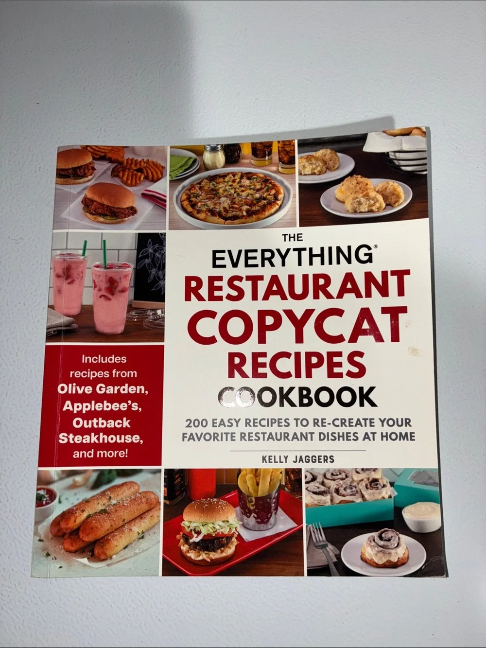 The Everything Restaurant Copycat Recipes Cookbook — White Cover